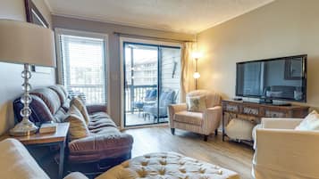 Apartment (3 Bedrooms) | Front of property