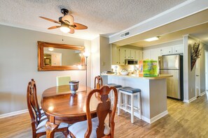 Apartment (3 Bedrooms) | Interior - Walk to Coast: North Myrtle Beach Condo w/ Pool! (North Myrtle Beach)
