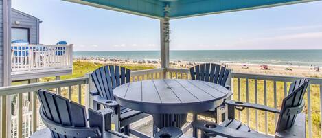 Apartment (3 Bedrooms) | Outdoor dining