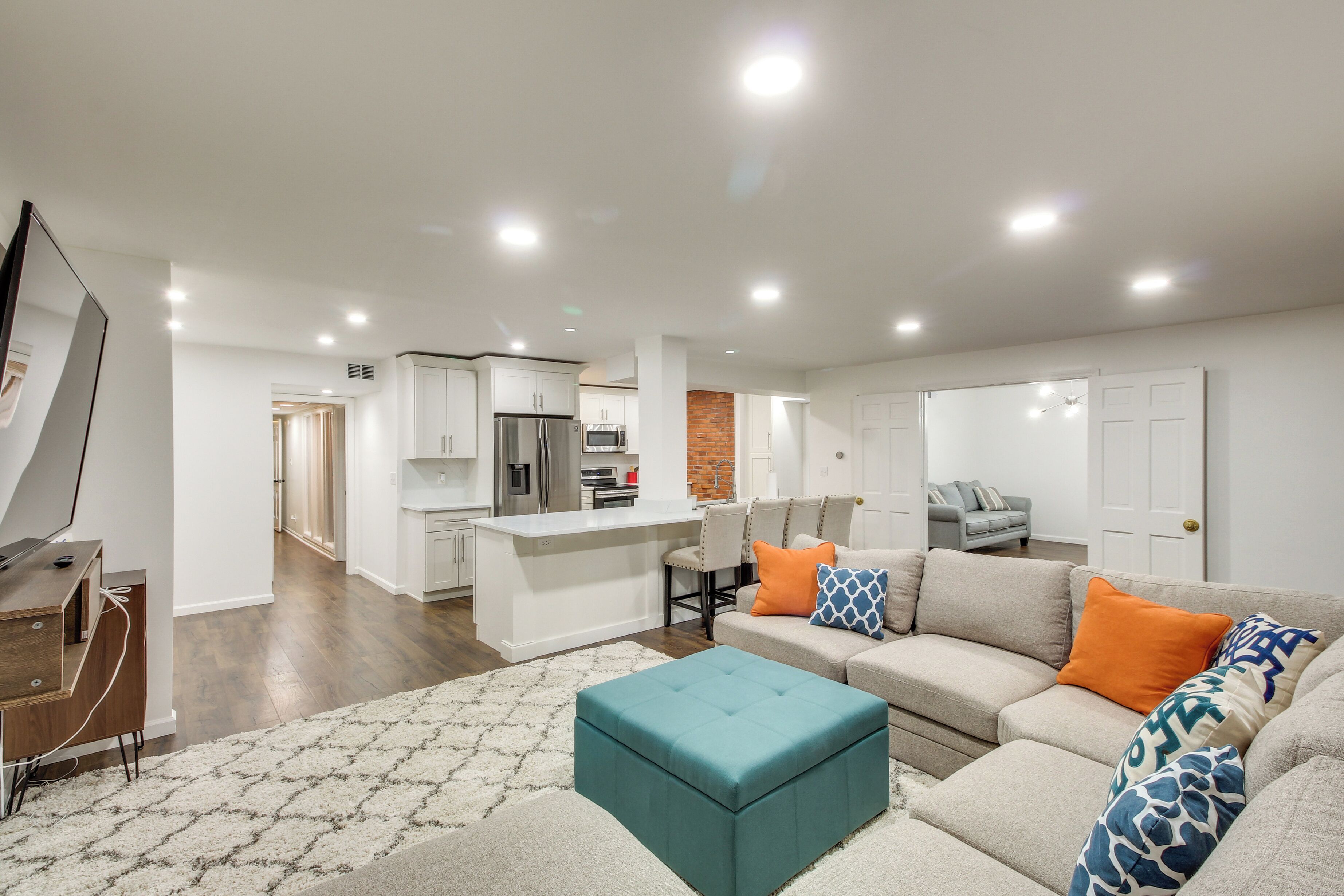 Apartment (2 Bedrooms) | Front of property