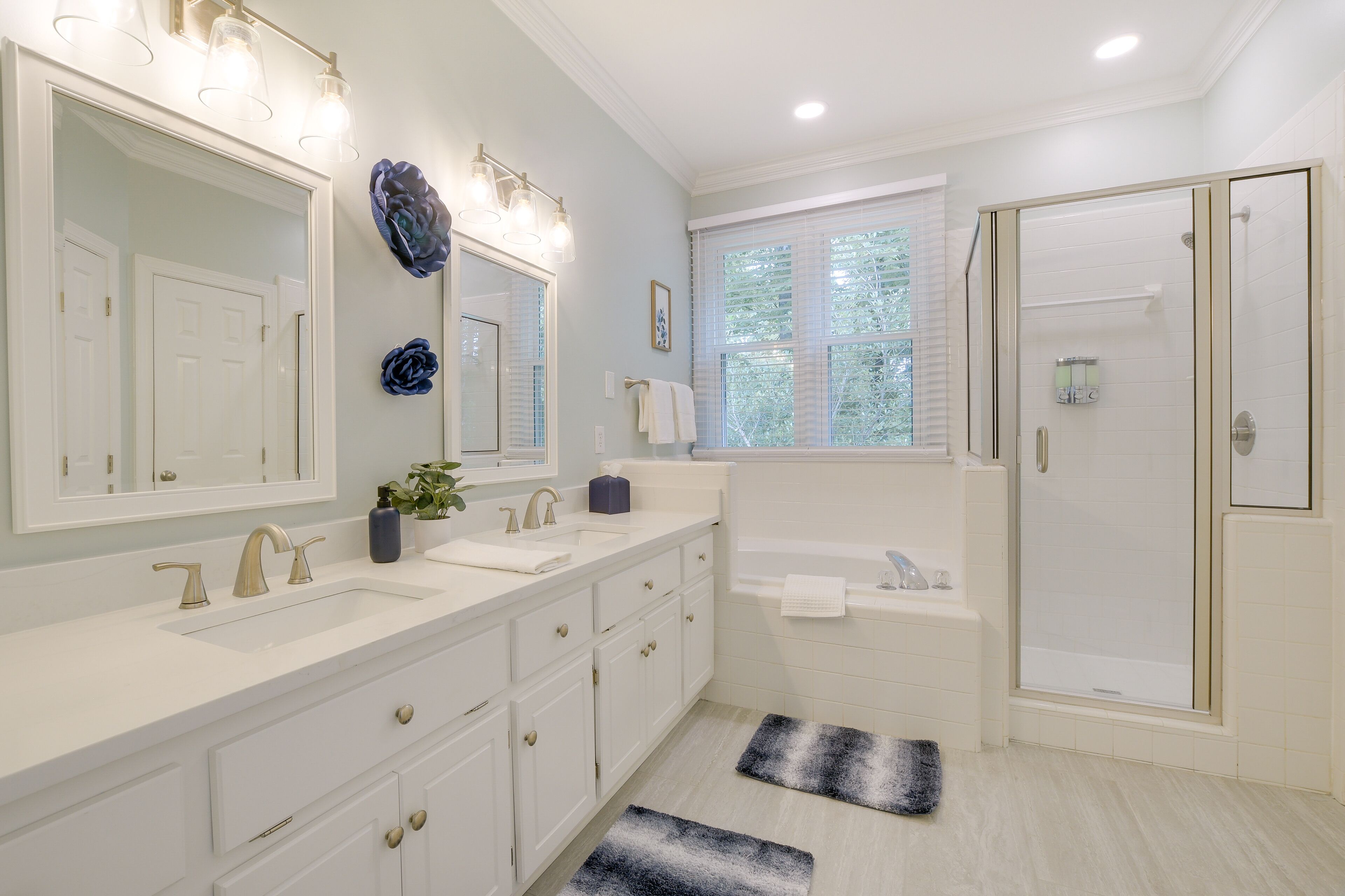 House (5 Bedrooms) | Bathroom