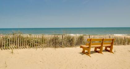 Bethany Beach Vacation Rental w/ Rooftop Patio!