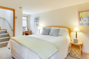 2 bedrooms, laptop workspace, bed sheets - Bethany Beach Vacation Rental w/ Rooftop Patio! (Bethany Beach)