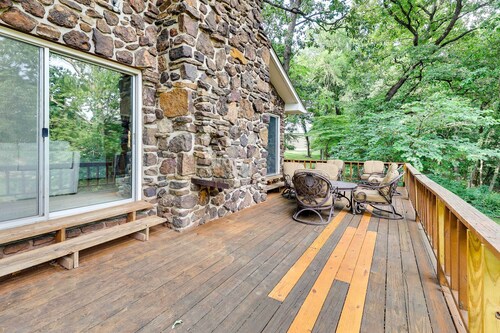 Waterfront Haven w/ Deck on Monkey Island!