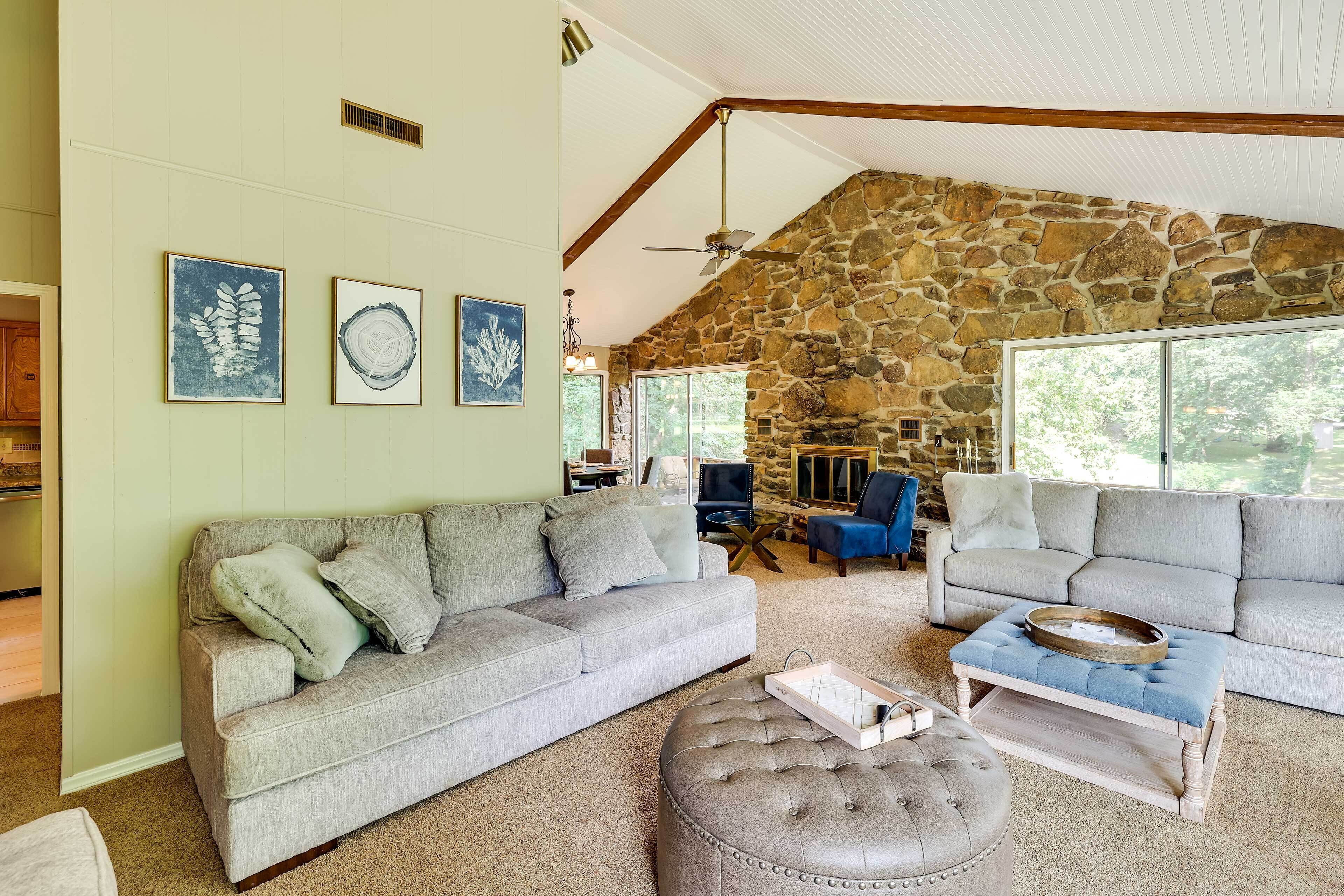 House (4 Bedrooms) | Interior