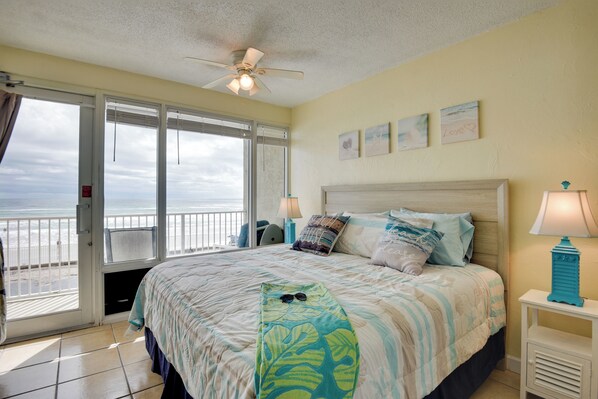 Interior - Oceanfront Daytona Beach Studio: Walkable Location (Daytona Beach Shores)