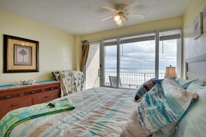 Interior - Oceanfront Daytona Beach Studio: Walkable Location (Daytona Beach Shores)