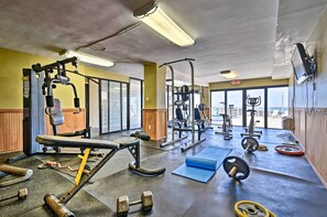 Interior - Oceanfront Daytona Beach Studio: Walkable Location (Daytona Beach Shores)