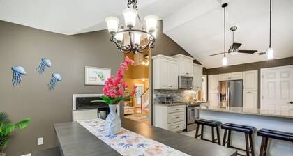 Stunning Seminole Vacation Rental w/ Private Pool!