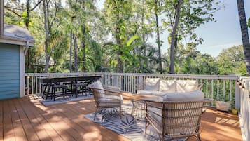 House (4 Bedrooms) | Outdoor dining