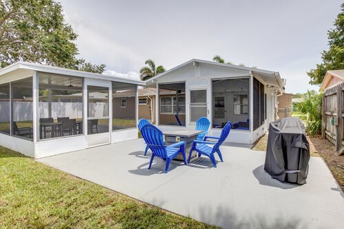 3 Mi to Beach: Bbq-ready Retreat in Seminole