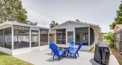 3 Mi to Beach: Bbq-ready Retreat in Seminole