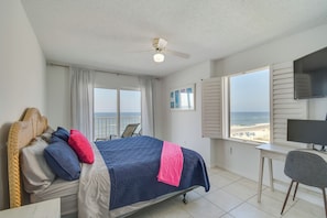 Apartment (3 Bedrooms) | Interior - Beachfront Condo in Gulf Shores w/ Pool Access! (Gulf Shores)