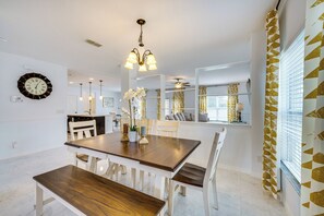 Interior - Bright Davenport Home ~ 11 Mi to Disney! (Davenport)