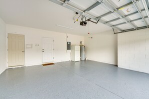 Interior - Bright Davenport Home ~ 11 Mi to Disney! (Davenport)