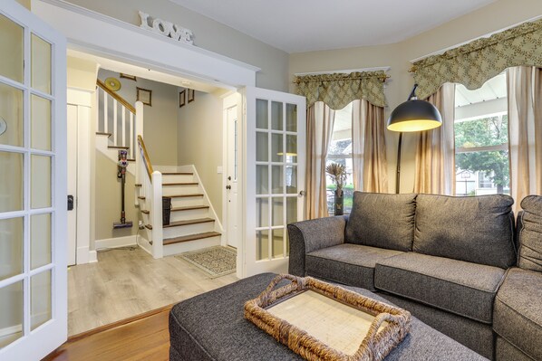 House (3 Bedrooms) | Interior - Cozy Springfield Vacation Rental Near Downtown (Springfield)