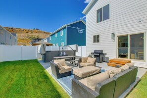 House (6 Bedrooms) | Interior