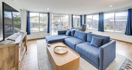 Seaside Vacation Rental w/ Patio Near Monterey Bay