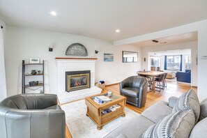 House (3 Bedrooms) | Front of property