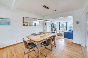 House (3 Bedrooms) | Interior - Seaside Vacation Rental w/ Patio Near Monterey Bay (Seaside)