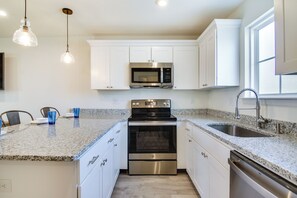 Interior - Community Pool Access: Rehoboth Beach Unit! (Rehoboth Beach)
