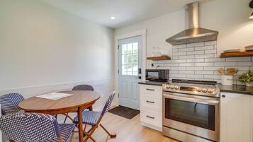 Cottage (2 Bedrooms) | Intérieur