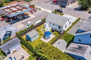 Cottage (2 Bedrooms) | Interior - Beautiful Cape May Cottage: Walk to Beach & Mall! (Cape May)