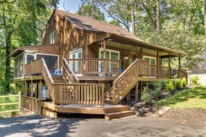 House (5 Bedrooms) | Interior - 5 Mi to Beach: Family Gem w/ Deck in Rehoboth (Rehoboth Beach)