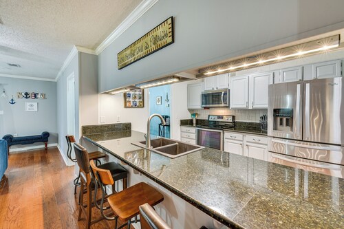 Pet-friendly Fort Walton Beach Home w/ Pool