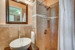 Interior - Relaxing Wildwood Crest Retreat w/ 2 Patios! (Wildwood Crest)