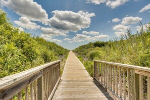 Interior - Relaxing Wildwood Crest Retreat w/ 2 Patios! (Wildwood Crest)