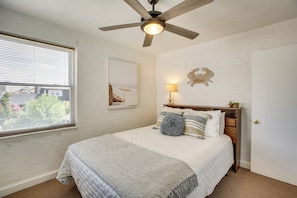 Interior - Wildwood Crest Getaway w/ Deck, Walk to Beach! (Wildwood Crest)