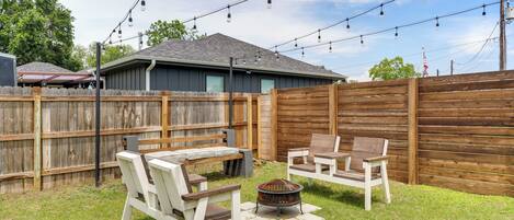 House (3 Bedrooms) | Terrace/patio