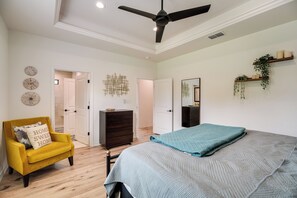 House (3 Bedrooms) | Interior - Updated New Braunfels Home w/ Fire Pit! (New Braunfels)