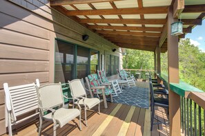 House (3 Bedrooms) | Interior - Sevierville Cabin w/ Hot Tub & Mountain-view Deck (Sevierville)