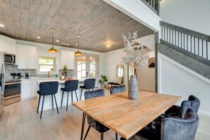 House (3 Bedrooms) | Interior - Luxe Sevierville Home w/ Deck Near Pigeon Forge! (Sevierville)