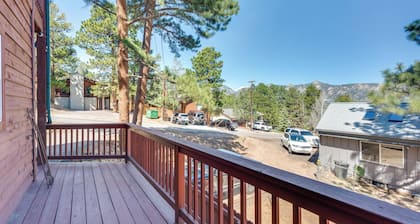 2 Mi to Lake Estes: Home w/ Deck & Grill