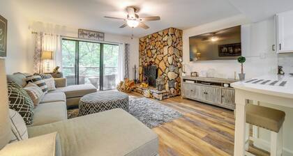 Sevierville Condo w/ Balcony + Pool Access!