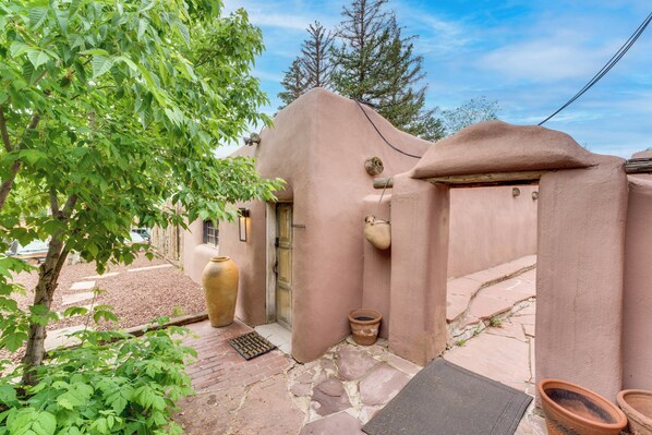 House (3 Bedrooms) | Interior - Beautiful Historic Adobe Home ~ 3 Mi to Taos Plaza (Taos)