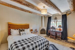 House (3 Bedrooms) | Interior - Beautiful Historic Adobe Home ~ 3 Mi to Taos Plaza (Taos)