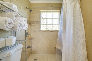 Ferienhaus (2 Bedrooms) | Badezimmer | Dusche