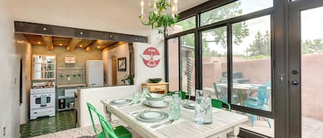 House (2 Bedrooms) | Interior