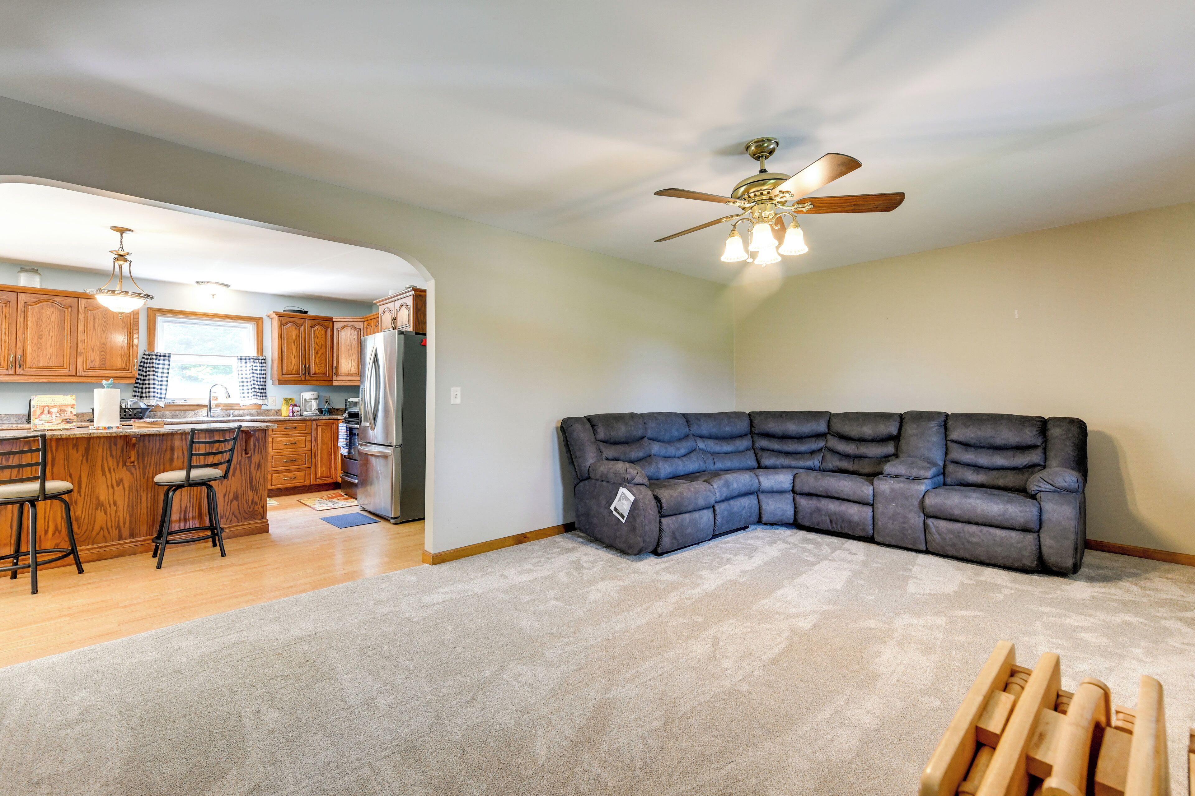 House (6 Bedrooms) | Interior