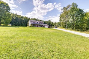 House (6 Bedrooms) | Interior - Vermont Vacation Rental ~ 11 Mi to Lake Willoughby (East Charleston)