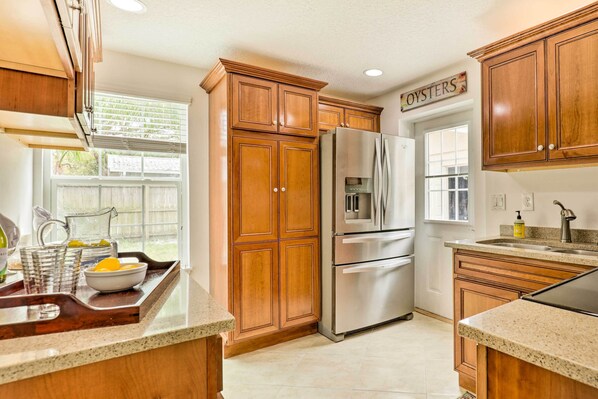 Apartment (2 Bedrooms) | Interior - St Augustine Apt w/ Hot Tub Access ~ 1 Mi to Beach (St. Augustine)