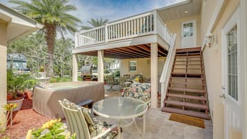 Departamento (2 Bedrooms) | Restaurante al aire libre