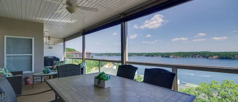 Apartment (4 Bedrooms) | Front of property