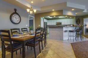 Apartment (4 Bedrooms) | Interior - Lake Ozark Vacation Rental: Pool & Dock Access! (Lake Ozark)