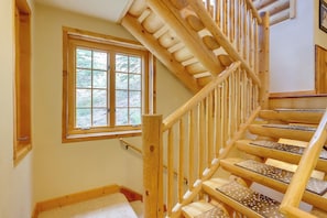 Apartment (3 Bedrooms) | Interior - Ski-in/ski-out Mountain Village Condo w/ Hot Tub! (Telluride)