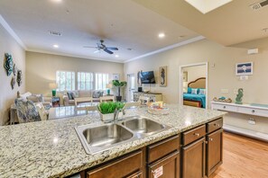 Apartment (3 Bedrooms) | Interior - Miramar Beach Condo w/ Pool - Walk to Beach! (Miramar Beach)